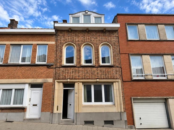 House to renovate with garden – Rue Valduc