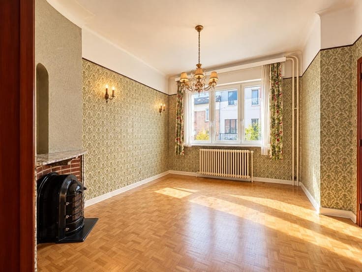 House to renovate with garden – Rue Valduc
