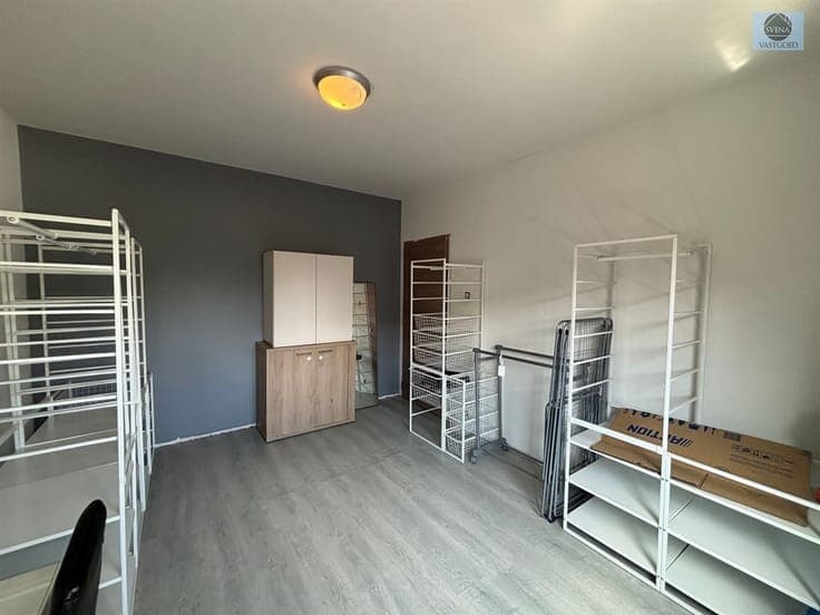 HOUSE TO REFRESH WITH 3 BEDROOMS AND GARDEN