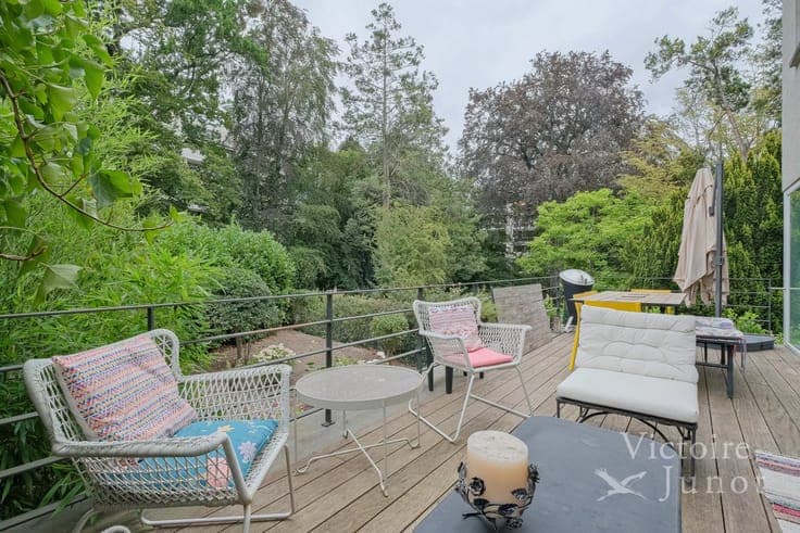 Elegant 4-Bedroom House with Garden in Uccle