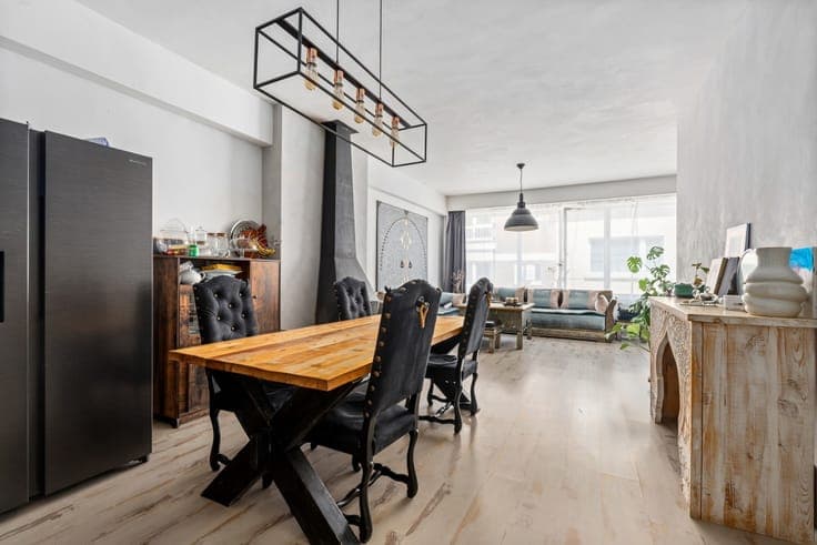 Family home with city courtyard Antwerp