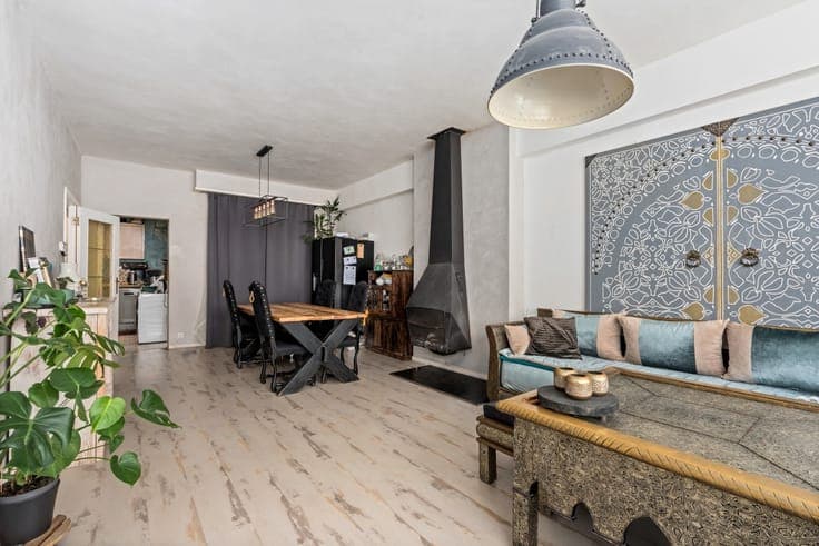 Family home with city courtyard Antwerp