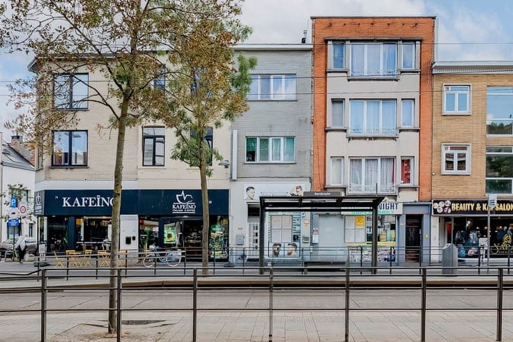Retail space with apartment