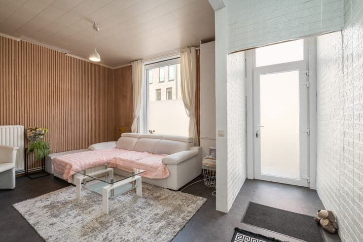 House with 3 bedrooms within walking distance of the centre