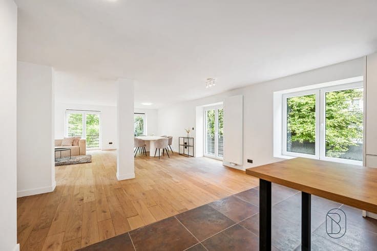 Mooi gerenoveerde topgelegen villa.
