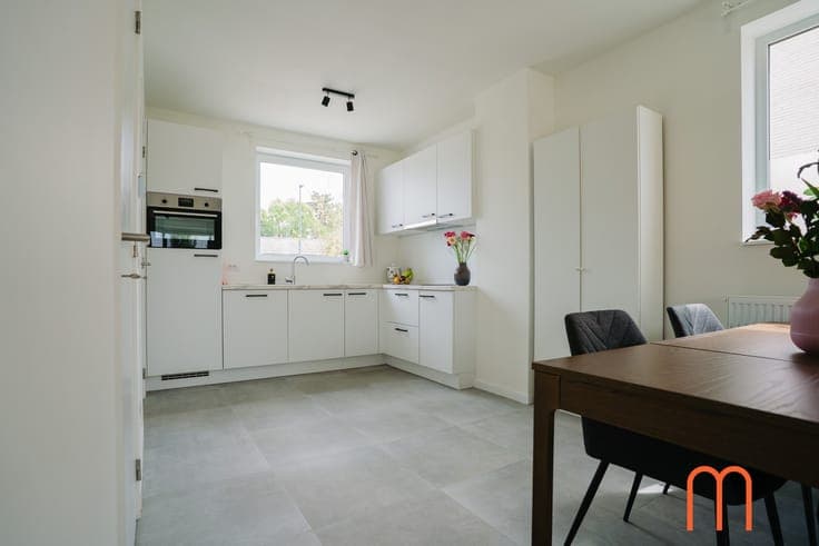 Newly built home for sale in Ostend – Move-in ready semi-...