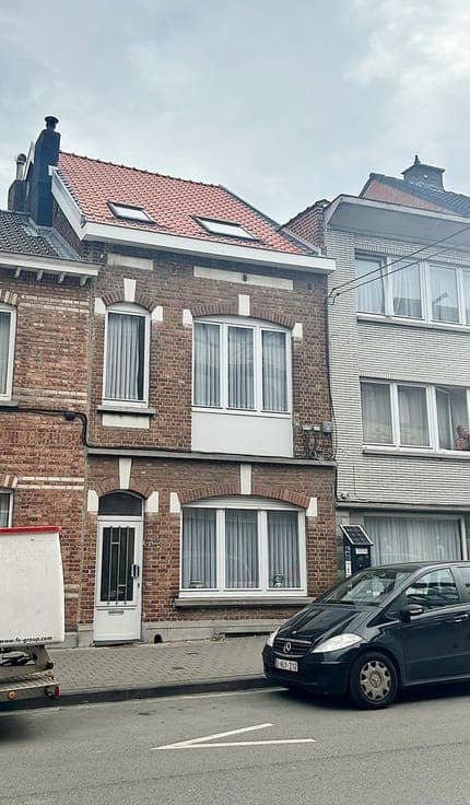 Maison familiale avec grand jardin