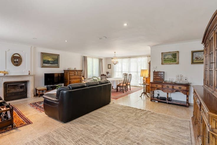 Uitzonderlijke villa met prachtig zuidgericht bouwperceel...