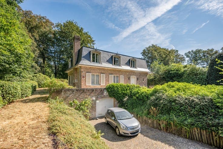 Uitzonderlijke villa met prachtig zuidgericht bouwperceel...