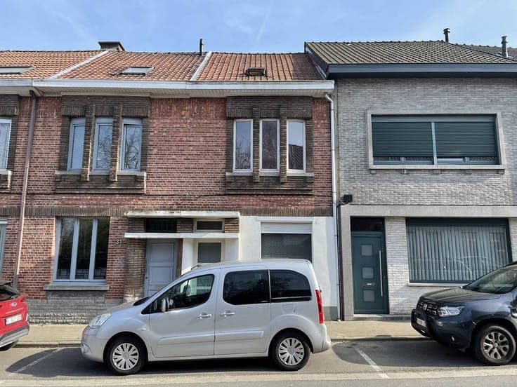 Cozy terraced house with possibilities