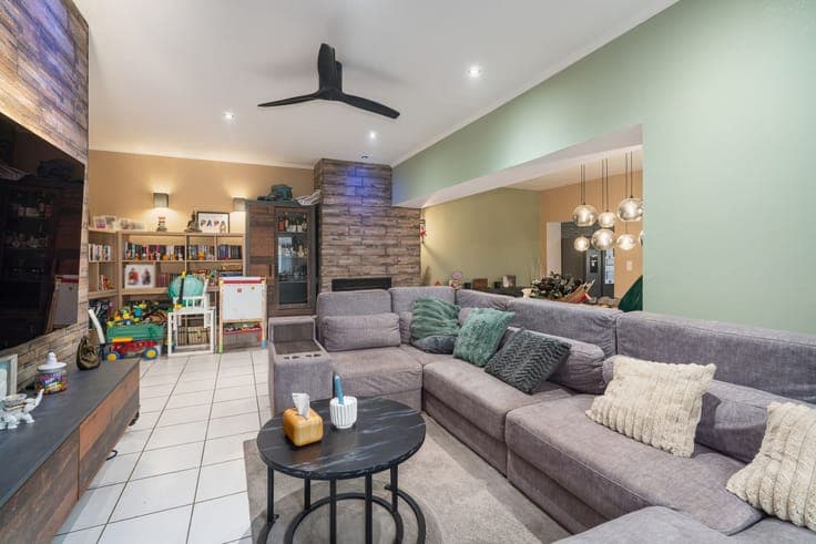 Charming renovated house with garage in Lembeek