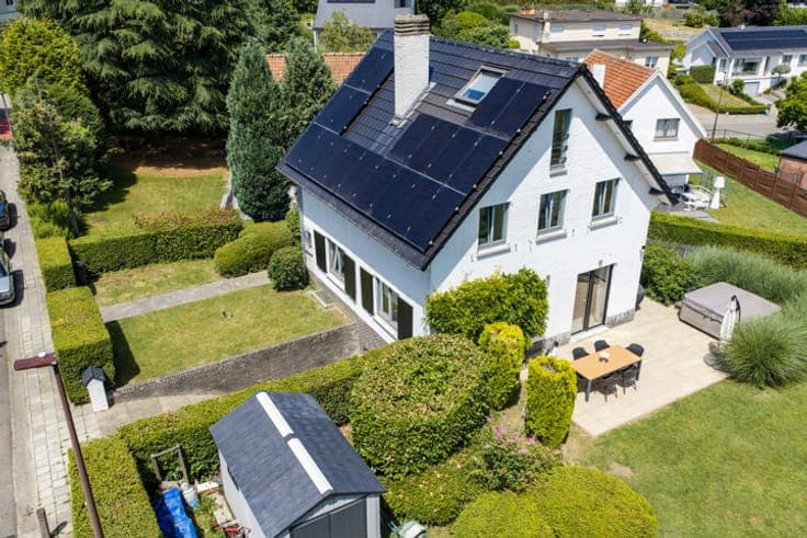 Beersel – charming VILLA (4 bed/1 bath/1 shower) on 1135 m²