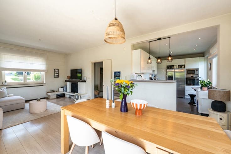 Beersel – charming VILLA (4 bed/1 bath/1 shower) on 1135 m²