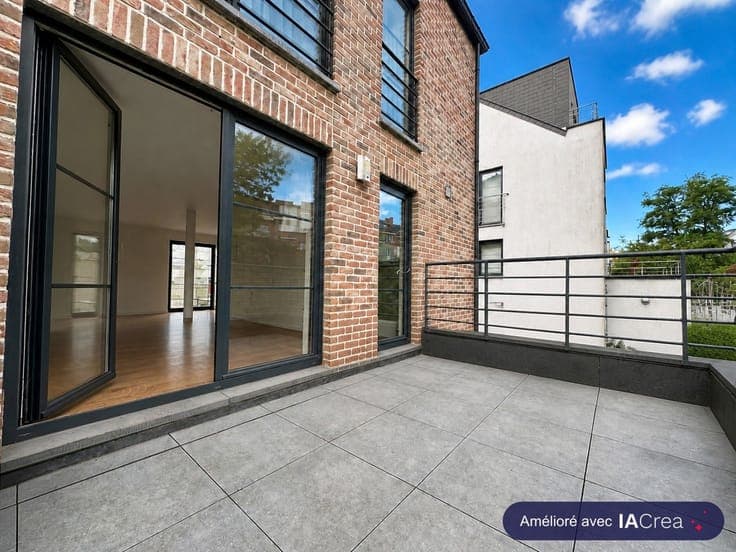 Saint Job – Maison 3 façades, jardin, garage, PEB C+
