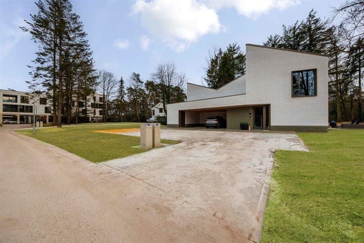 semi-detached house