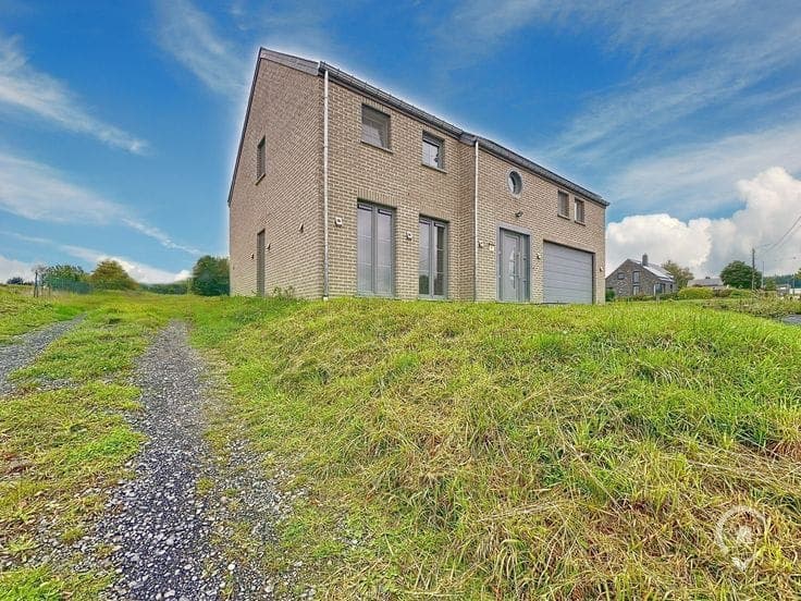 House in Tenneville