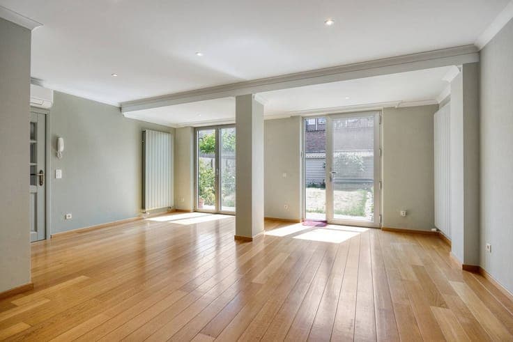 4-bedroom kangaroo house for sale in the center of Maaseik
