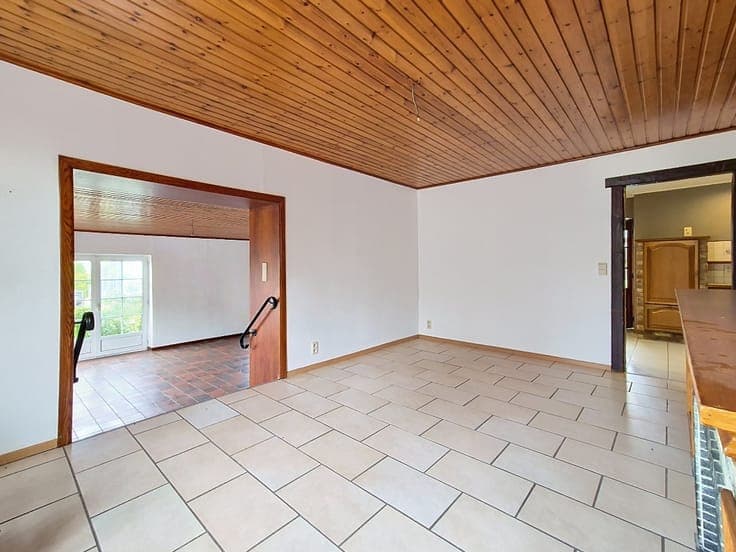 House in Tinlot