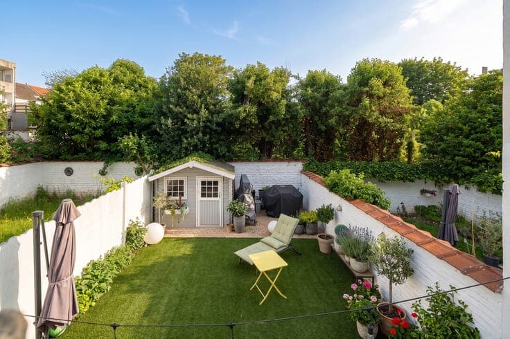 4-Bedroom Family Home with Garden