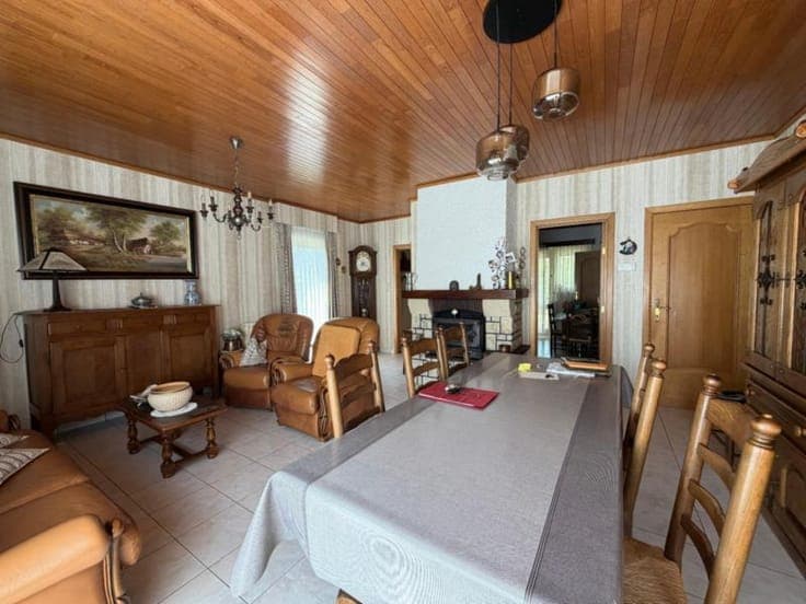 House in Hyon