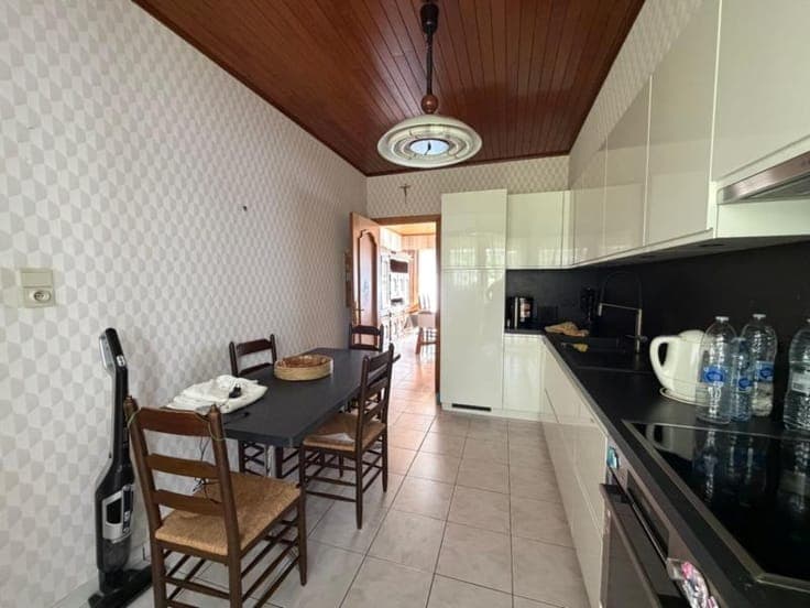 House in Hyon