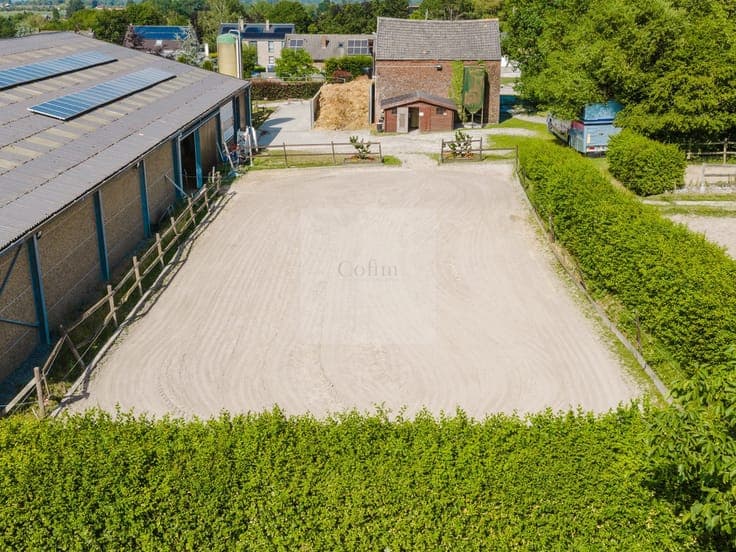 House in Charleroi Sud