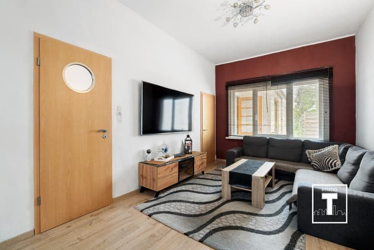 Ruime woning met 4 slaapkamers en tuin op centrale liggin...