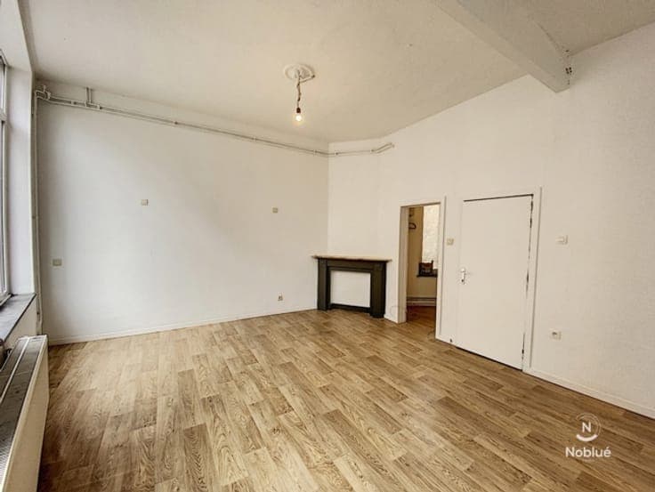 VERVIERS: Investment property with garage