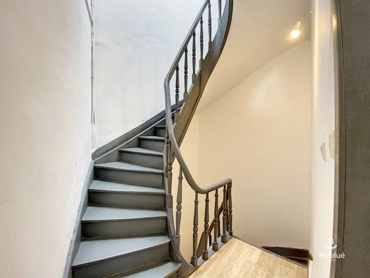 VERVIERS: Investment property with garage