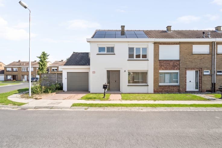 House in Geluwe