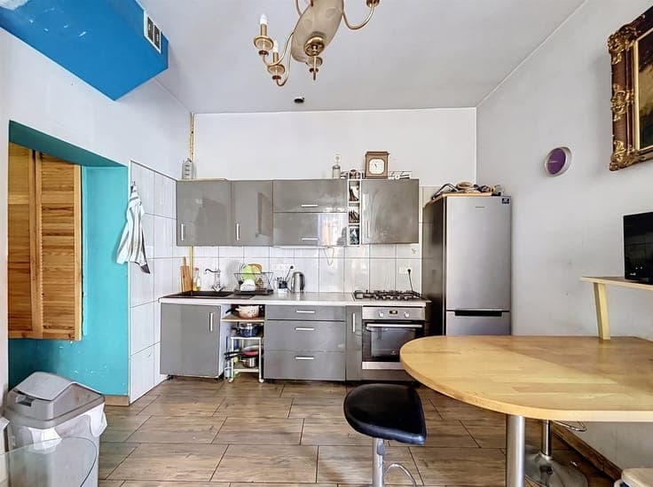 Maison 7 chambres avec terrasse et garage