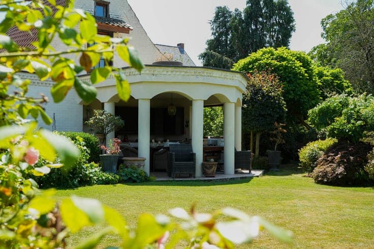 An Exceptional Farmhouse in a Stunning Natural Setting