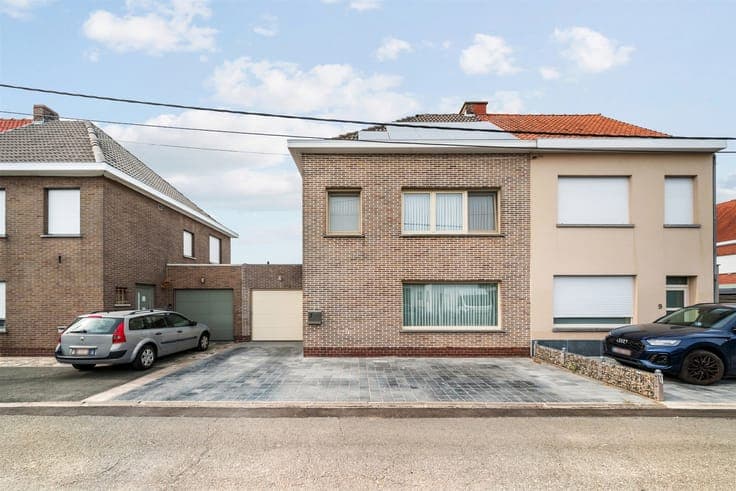 Move-in-ready home with 3 bedrooms and a garage.