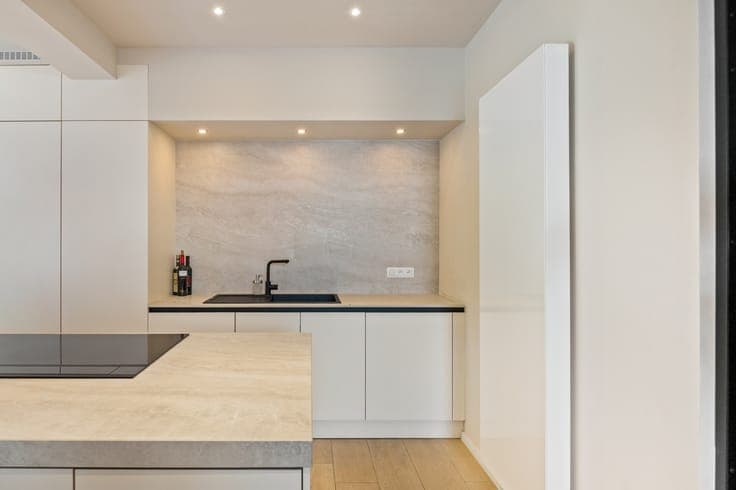 Instapklare woning met 4 slpkrs in hartje Edegem