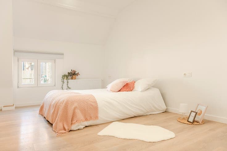 Instapklare gerenoveerde gezinswoning met 4 slaapkamers, ...