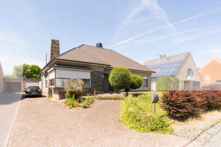 House in Ninove