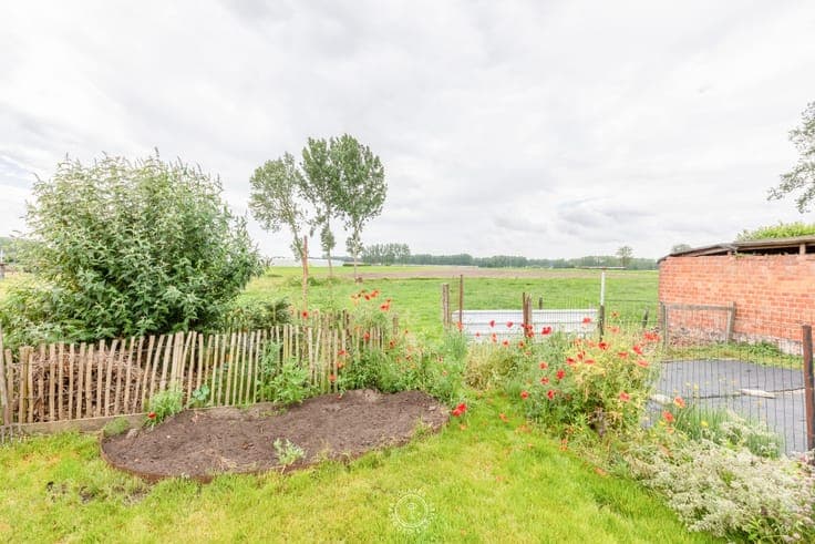 Woning te Kruibeke met drie slaapkamers en een prachtig u...