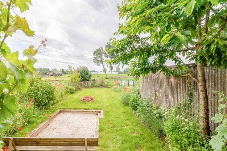 Woning te Kruibeke met drie slaapkamers en een prachtig u...