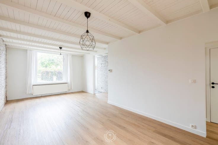 Woning te Kruibeke met drie slaapkamers en een prachtig u...