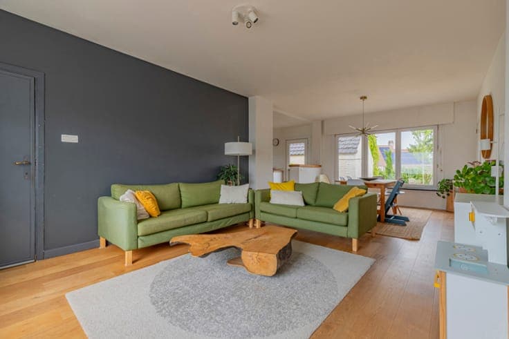 OOSTERZELE - Instapklare woning met 3 kamers en tuin
