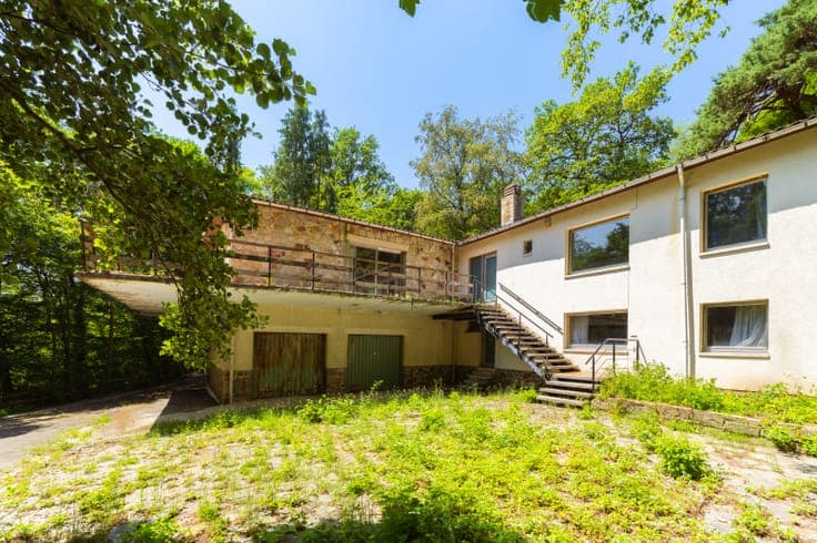 House in Warsage