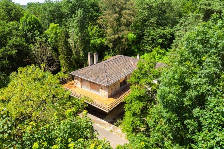 House in Warsage