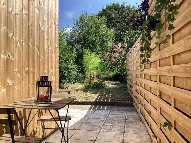 Superb semi-detached 3-bedroom home