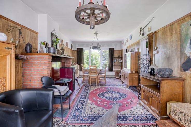 House to renovate, garage and garden, 155 m², in Sint-K-W!