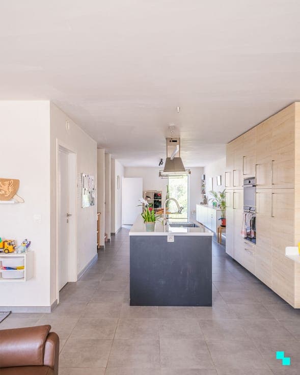 Nieuwbouw op woonerf met vijf slaapkamers te Zwijnaarde