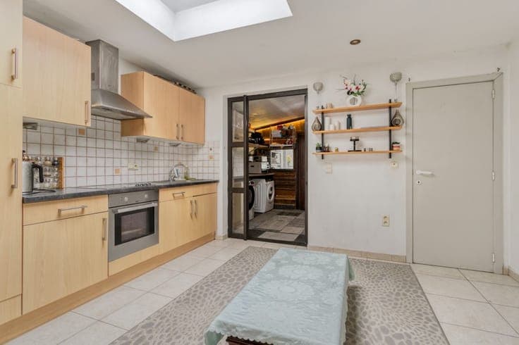 Gezellige rijwoning met 3 slaapkamers TE KOOP in Waregem!
