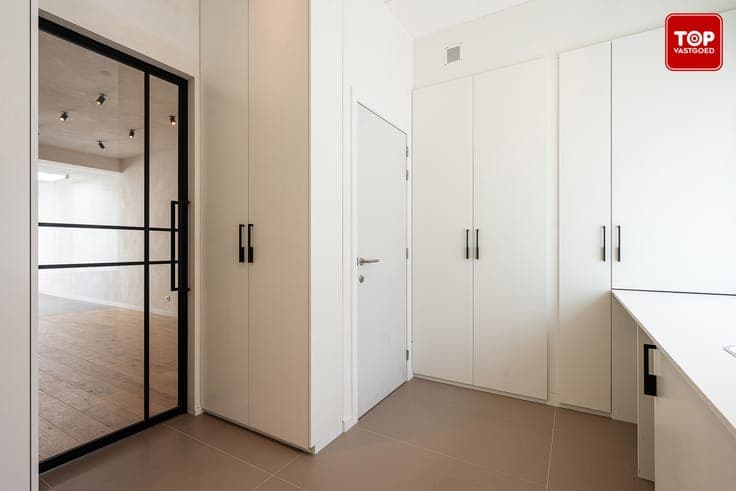 Totaal gerenoveerde woning (EPC A+) met 3 slaapkamers en tui