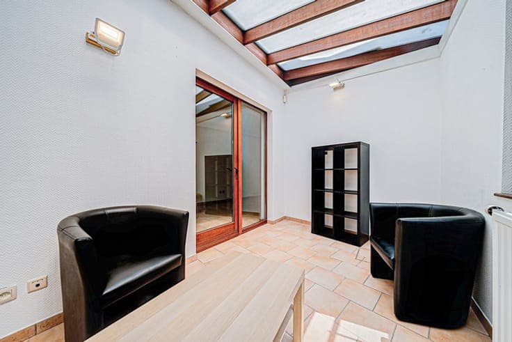 Turnkey shared accommodation building in Roture