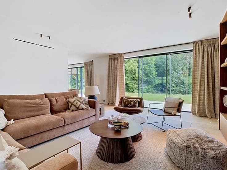 Ohain : Superbe propriété neuve (villa + studio)