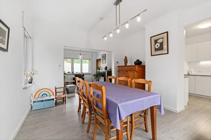 Move-in ready semi-detached house in the centre of Wolvertem